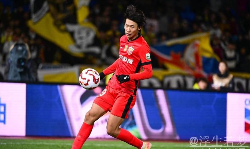 李新翔两传一射阿齐兹梅开二度 海港3-3平西海岸